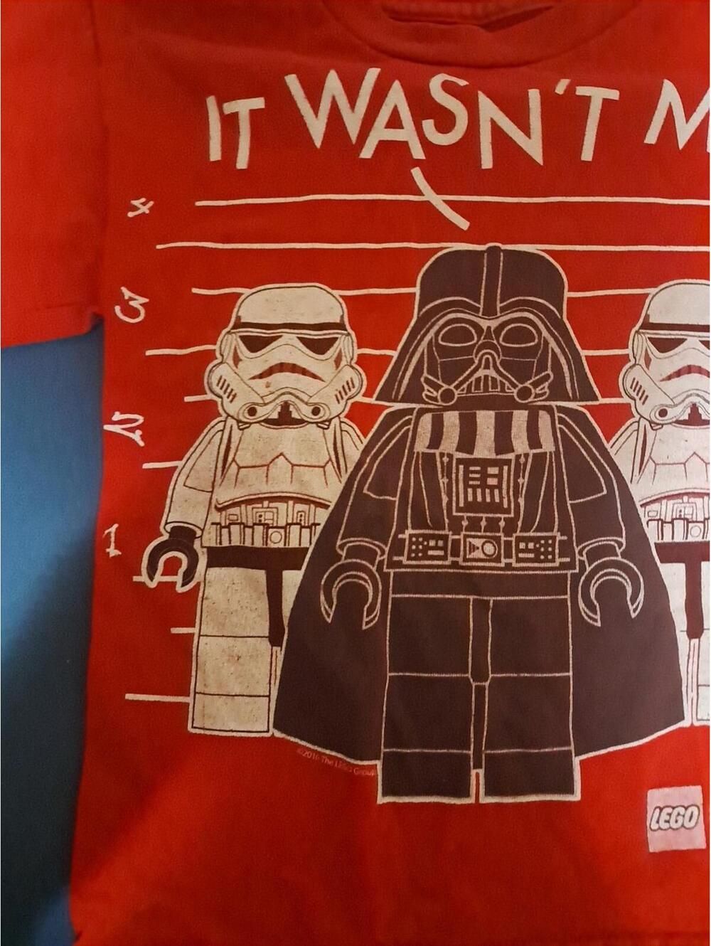 Star Wars Lego "It Wasn't Me" Size 4/5 Tshirt Short Sleeves small spot in sleeve - Picture 4 of 8